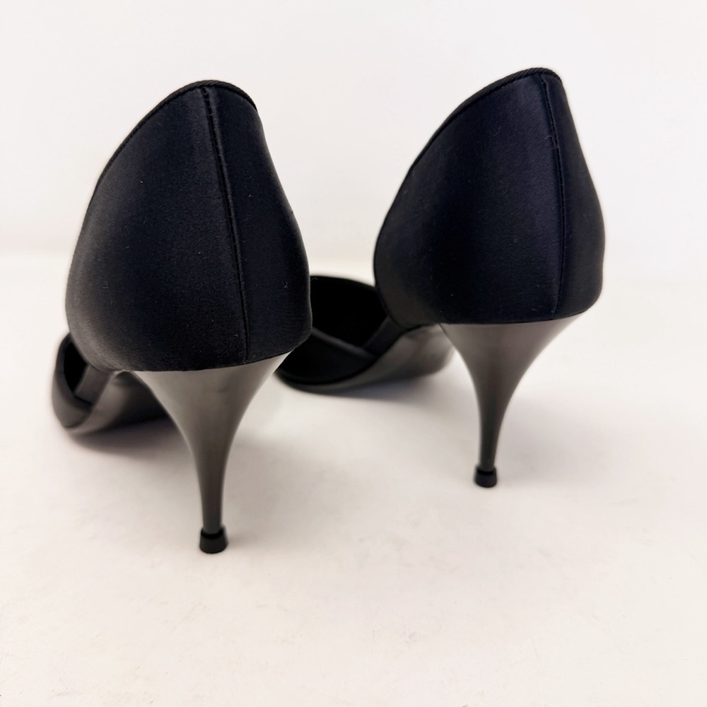 Chanel Black D’Orsay Heels Pointed Toe Kitten Heel Pumps with Silver CC Logo 41 - Picture 7 of 16